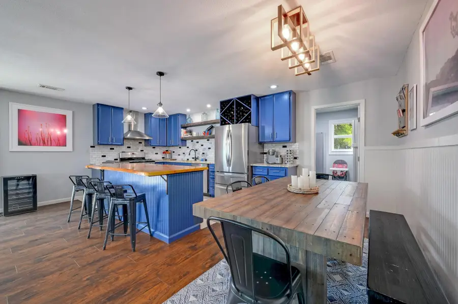 842 Cougar Dr, Canyon Lake, TX 78133 - Image #3