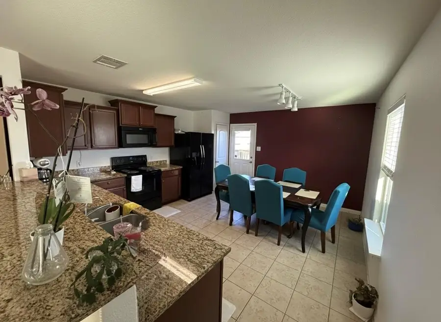 108 Koontz Loop, Jarrell, TX 76537 - #3