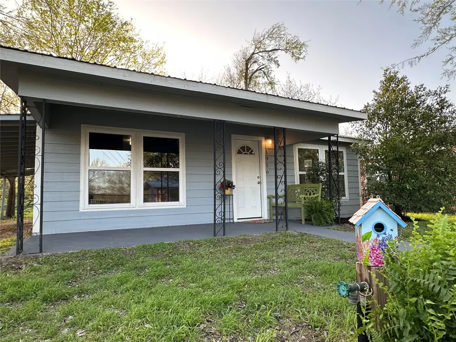 1916 Hill St, Bastrop, TX 78602 - Image #2