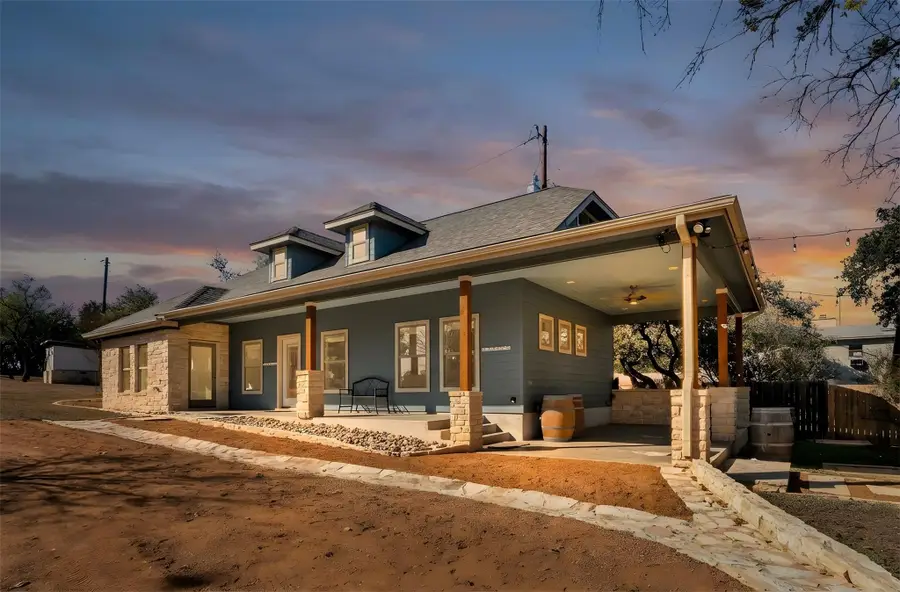 25400 Cove Dr, Spicewood, TX 78669 - Image #2