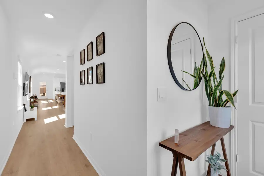 668 Lake Sweetwater Ln, Buda, TX 78610 - Image #3