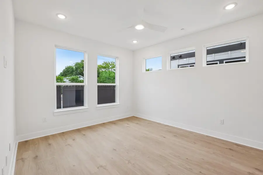 200 W 56th St #1104, Austin, TX 78751 - #2