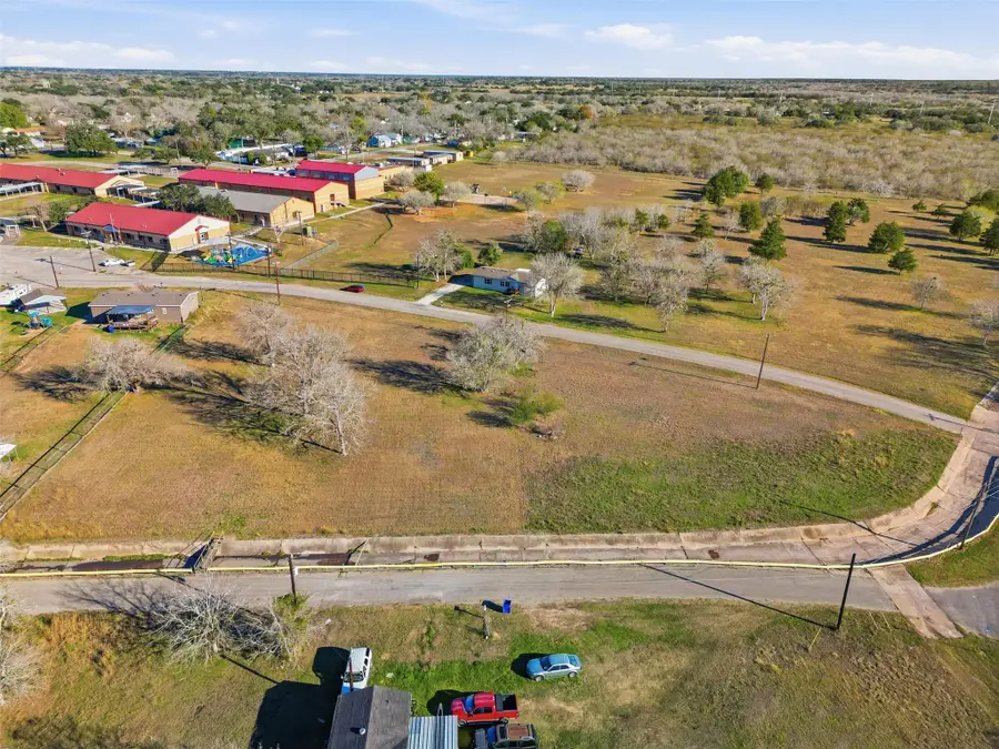 TBD Dunn St, Yoakum, TX 77995 - #2
