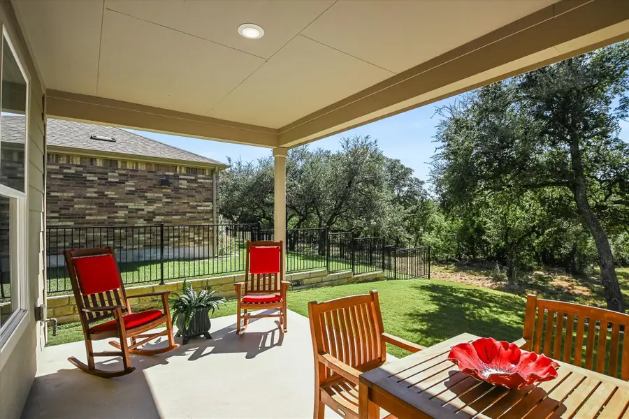 811 Saratoga Ln, Georgetown, TX 78633 - Image #2