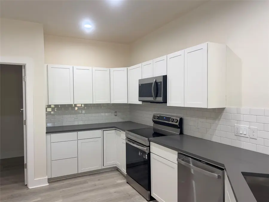 316 Sweet Grass, Horseshoe Bay, TX 78657 - #3