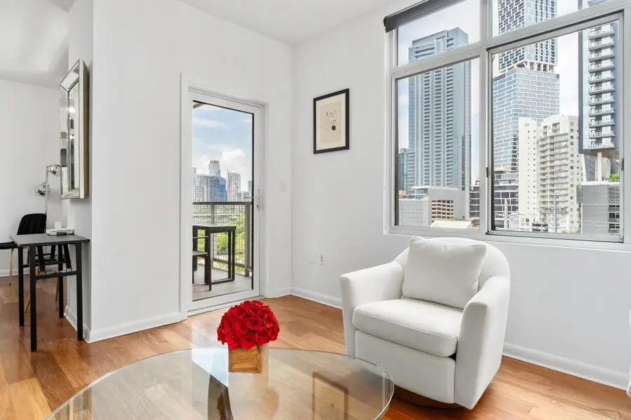 54 Rainey St #1018, Austin, TX 78701 - Image #2
