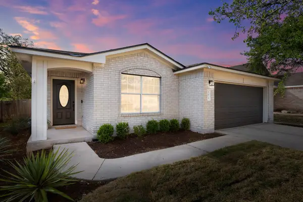 202 Grant Ct, Leander, TX 78641