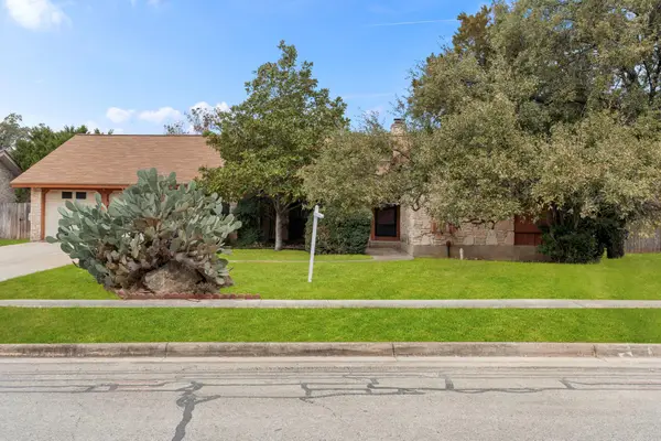 4503 Black Walnut Woods St, San Antonio, TX 78249