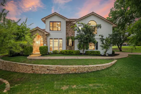 402 Zephyr St, Lakeway, TX 78734