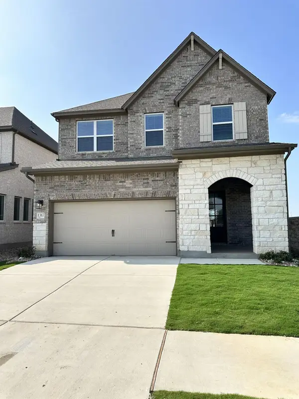 1317 South Brook Dr, Leander, TX 78641