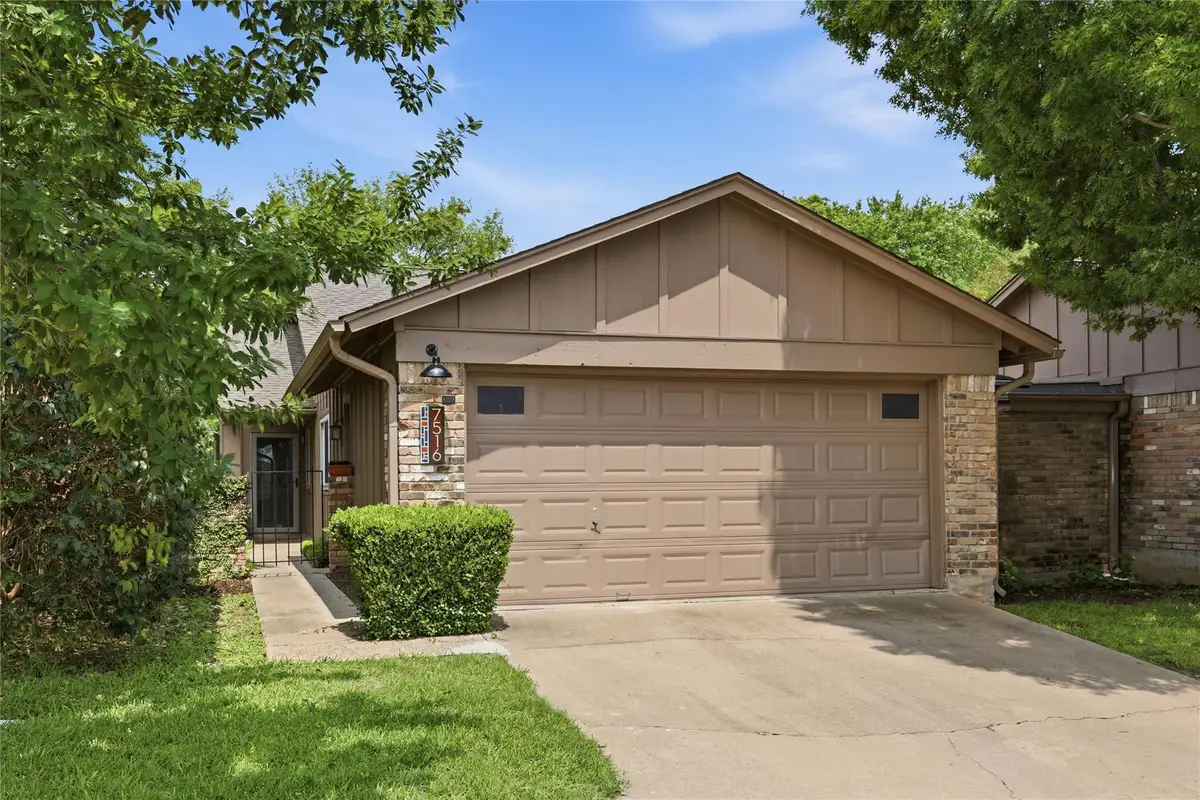 7516 Hemingway St, Austin, TX 78752 - #1