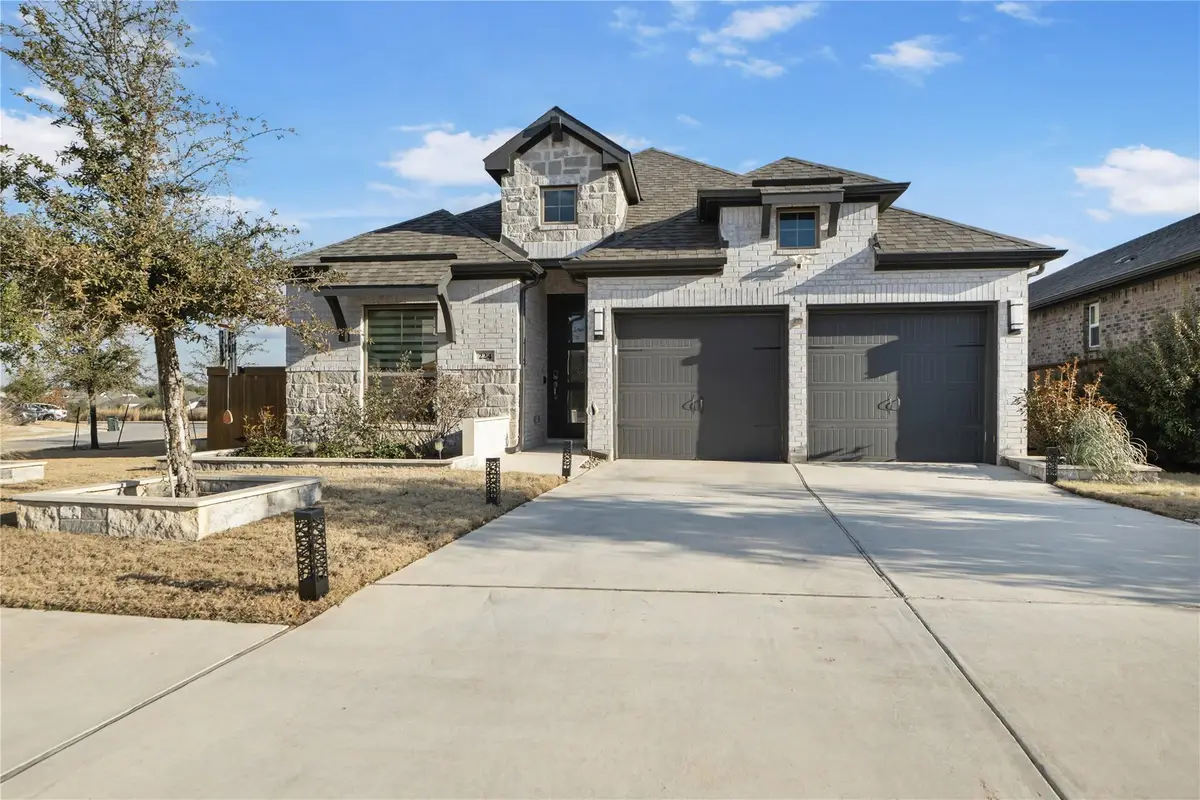 224 Green Knoll Ln, Georgetown, TX 78628 - Image #1