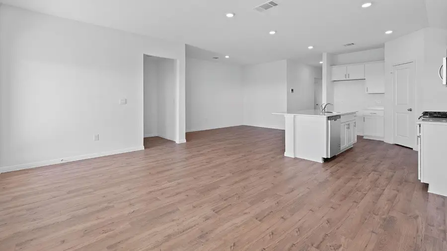 284 Mustang Lake Cir, Buda, TX 78610 - #2