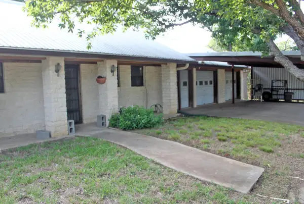 1141 Fm 3158, Dale, TX 78616