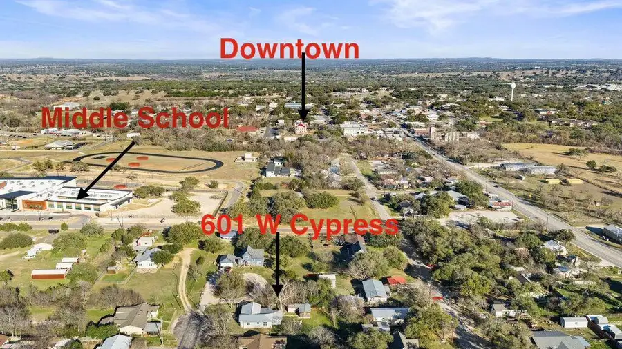 601 W Cypress, Johnson City, TX 78636 - #2