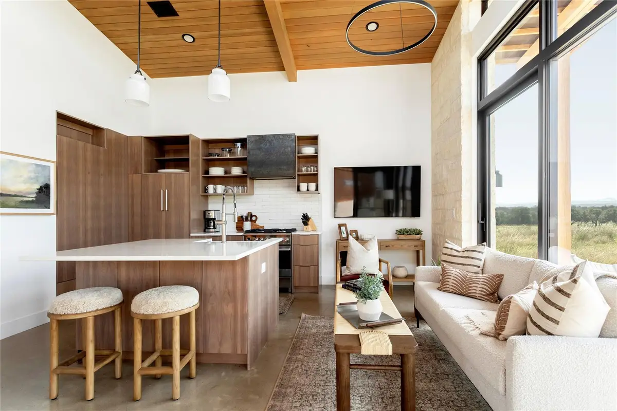 9361 W Us Highway 290 #4, Hye, TX 78635 - Image #1