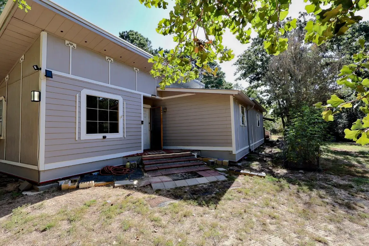 109 Travis Rd, Paige, TX 78659 - Image #1