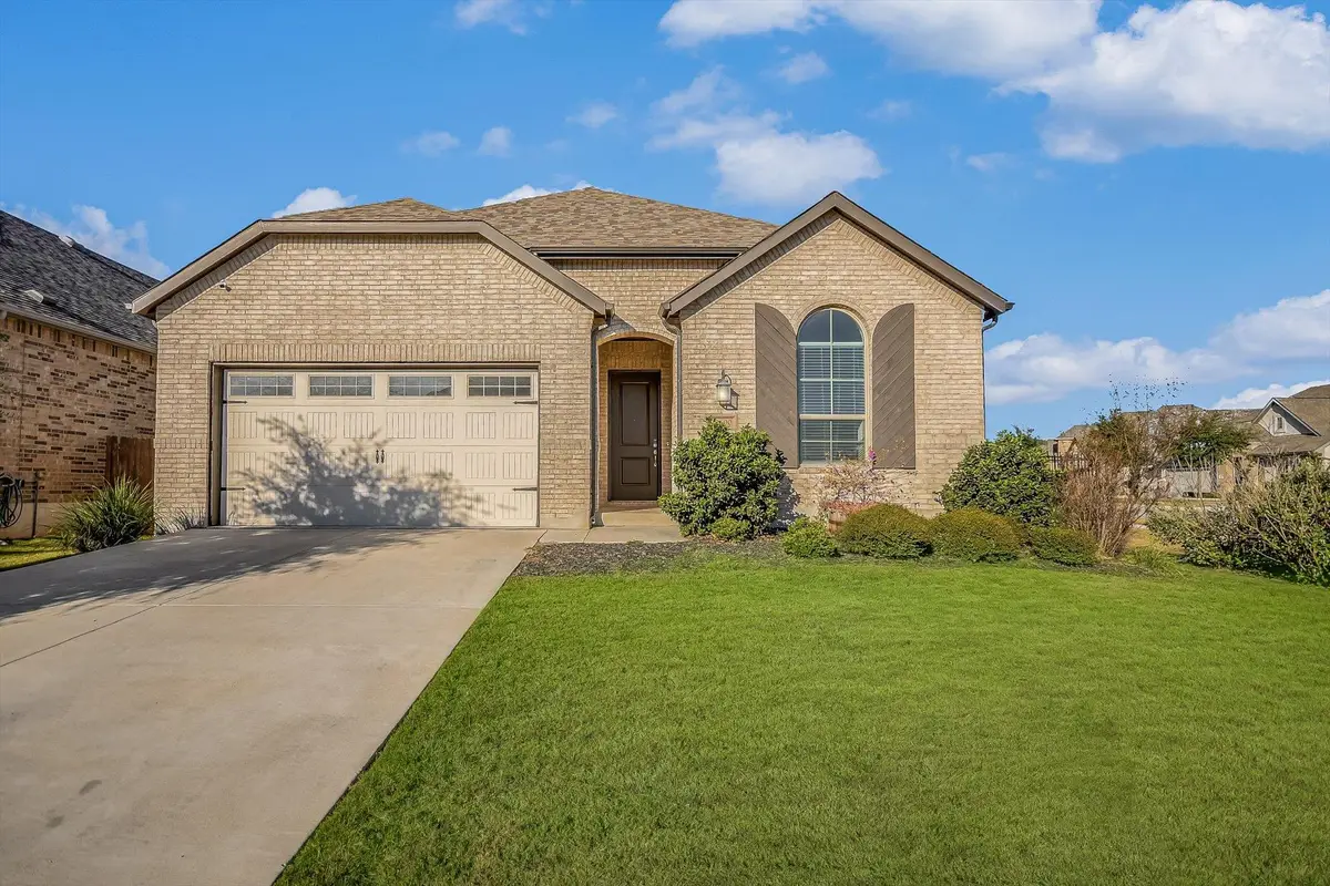 22600 Fountaingrass Ln, Lago Vista, TX 78645 - Image #1