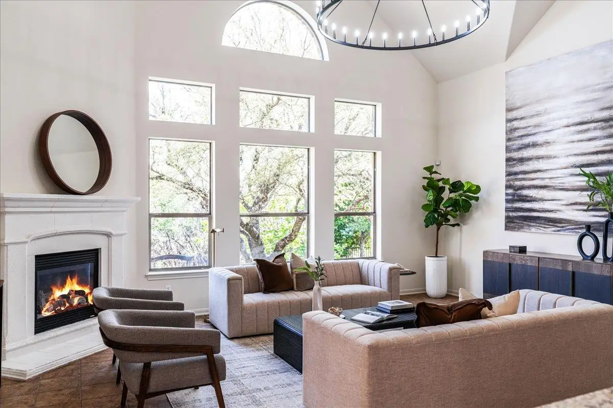 16017 Snowdonia Cv, Bee Cave, TX 78738 - #1