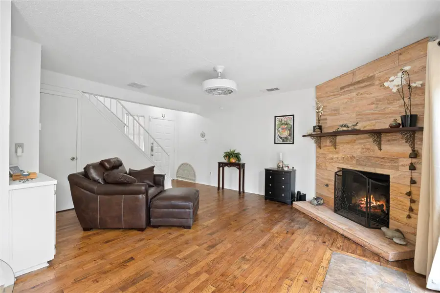 101 Clearday Dr #115, Austin, TX 78745 - Image #2