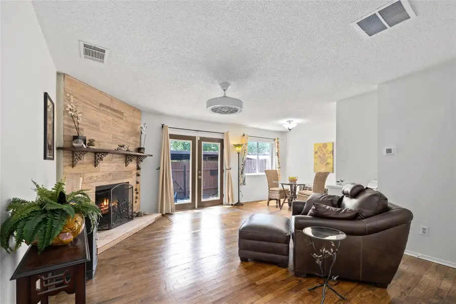 101 Clearday Dr #115, Austin, TX 78745 - Image #3