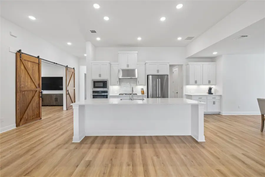 433 Running Bird Rd, Austin, TX 78737 - Image #3