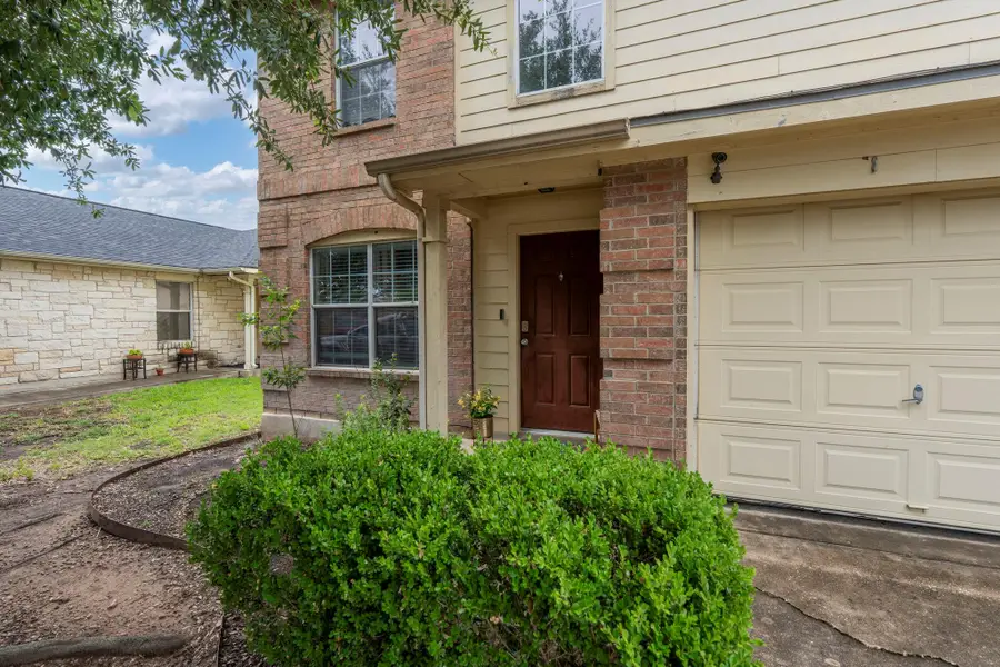 12712 Ring Dr, Manor, TX 78653 - Image #2