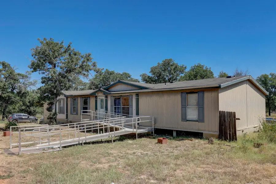 2125 Polly Ln, La Vernia, TX 78121 - Image #3