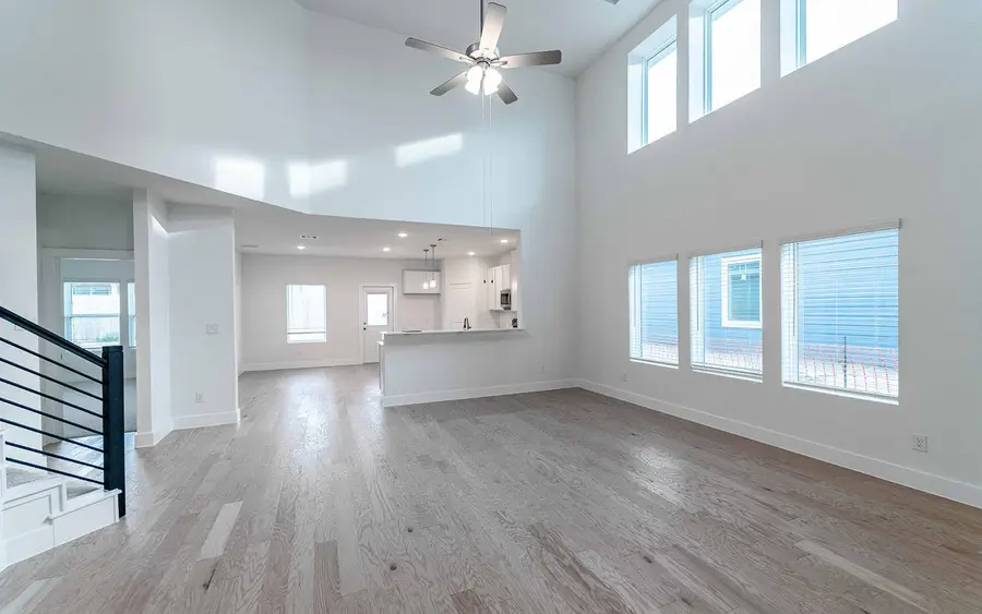 117 Cougar Hill Dr, Jarrell, TX 76537 - Image #3