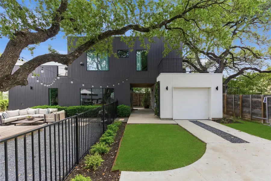 1605 Chelsea Ln #2, Austin, TX 78704 - #2
