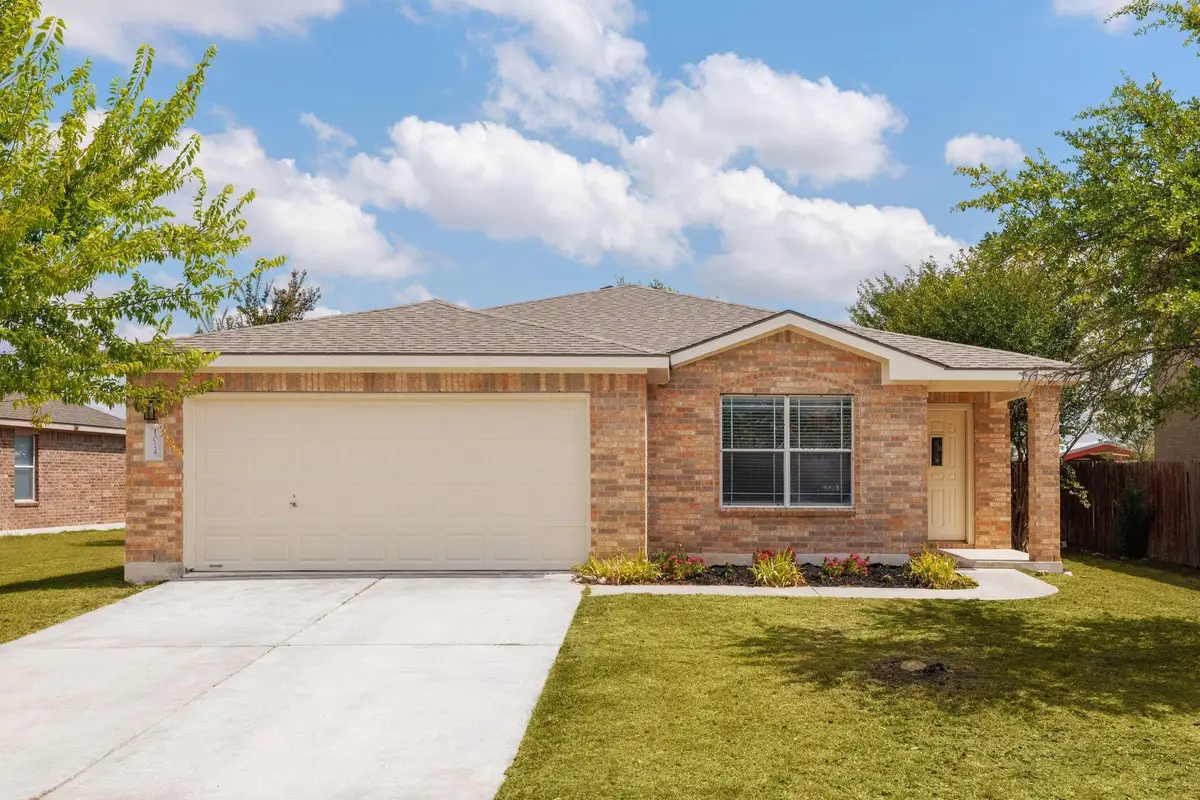 1014 W South St, Leander, TX 78641 - #1