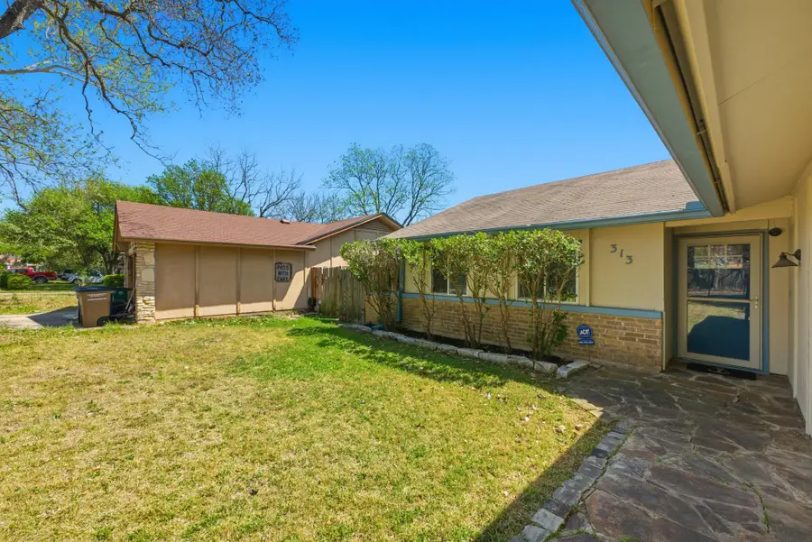 313 Blackberry Dr, Austin, TX 78745 - #3