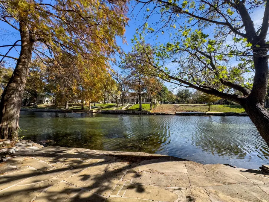 476 Lakeview Blvd, New Braunfels, TX 78130 - #2