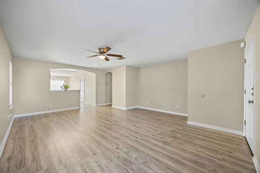 17611 Wiseman Dr, Pflugerville, TX 78660 - Image #2