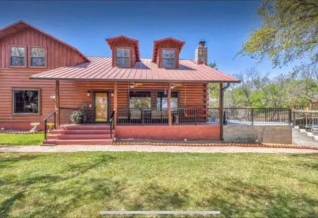 205 Pierce Dr, Kingsland, TX 78639 - Image #2