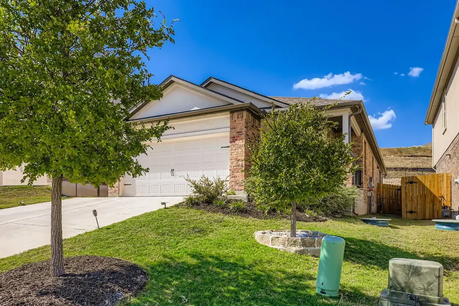 8212 Purple Aster Pass, Lago Vista, TX 78645 - Image #2