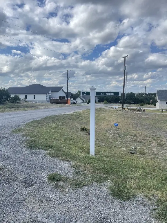 102 A T Miles, Blanco, TX 78606 - Image #2