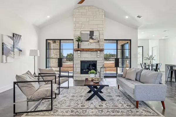 138 Cloudwood Ranch Rd, Briggs, TX 78608