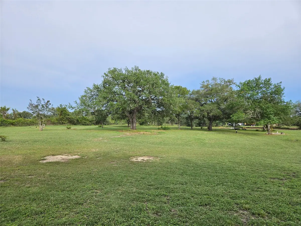 596 Seminole Trl, Lytton Springs, TX 78616 - Image #1