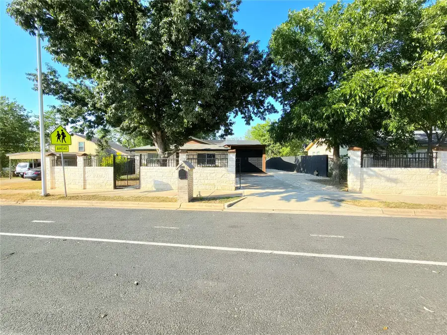 2201 Teri Rd, Austin, TX 78744 - #2