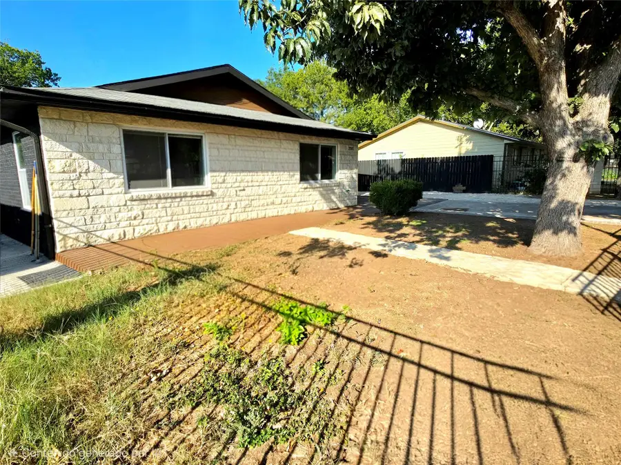 2201 Teri Rd, Austin, TX 78744 - #3