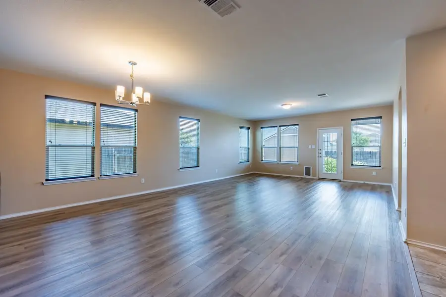 12416 Dwight Eisenhower St, Manor, TX 78653 - #2