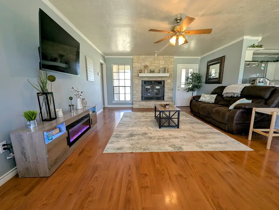 530 County Road 123a, Marble Falls, TX 78654 - #2