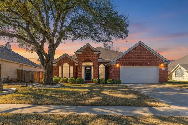 807 Yale Dr, Pflugerville, TX 78660