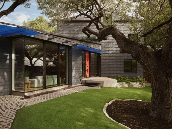 504 E Annie St, Austin, TX 78704