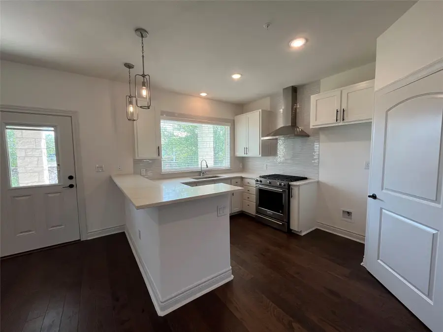 2105 Tiger Trl #101, Round Rock, TX 78665 - Image #3