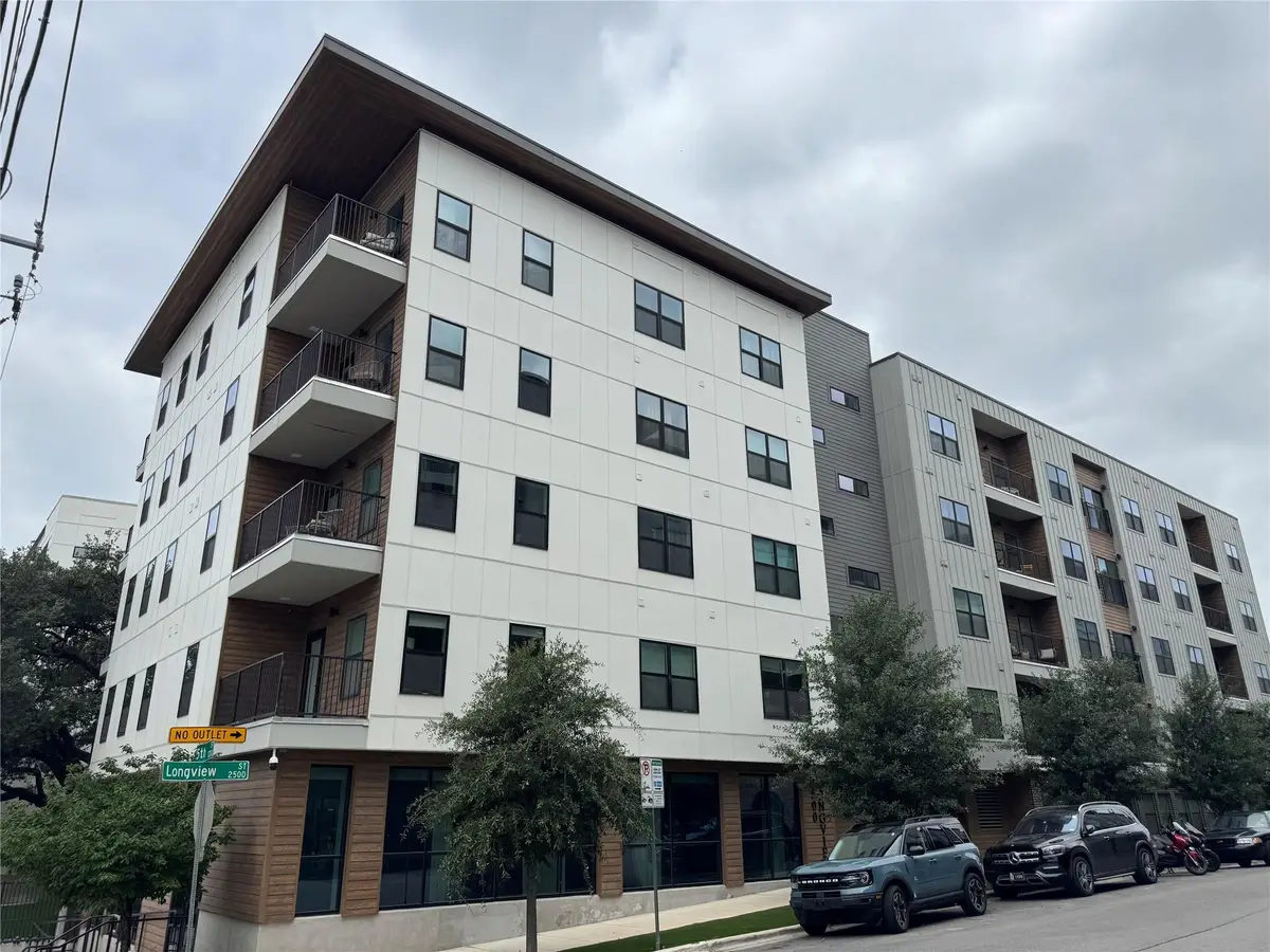 2500 Longview St #302, Austin, TX 78705 - #1