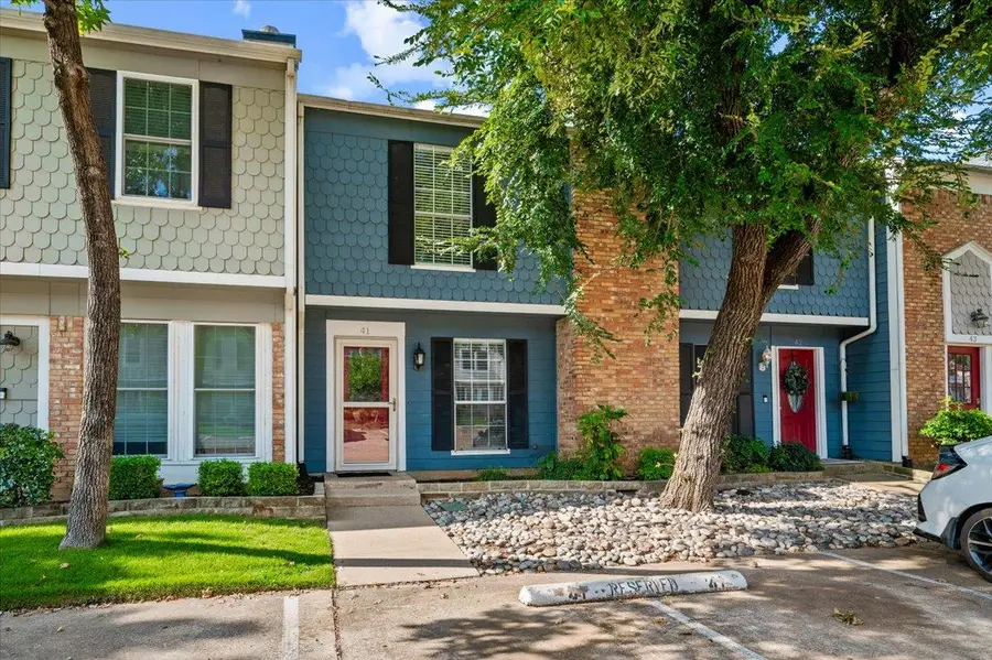 41 Abbey Rd, Euless, TX 76039 - #2