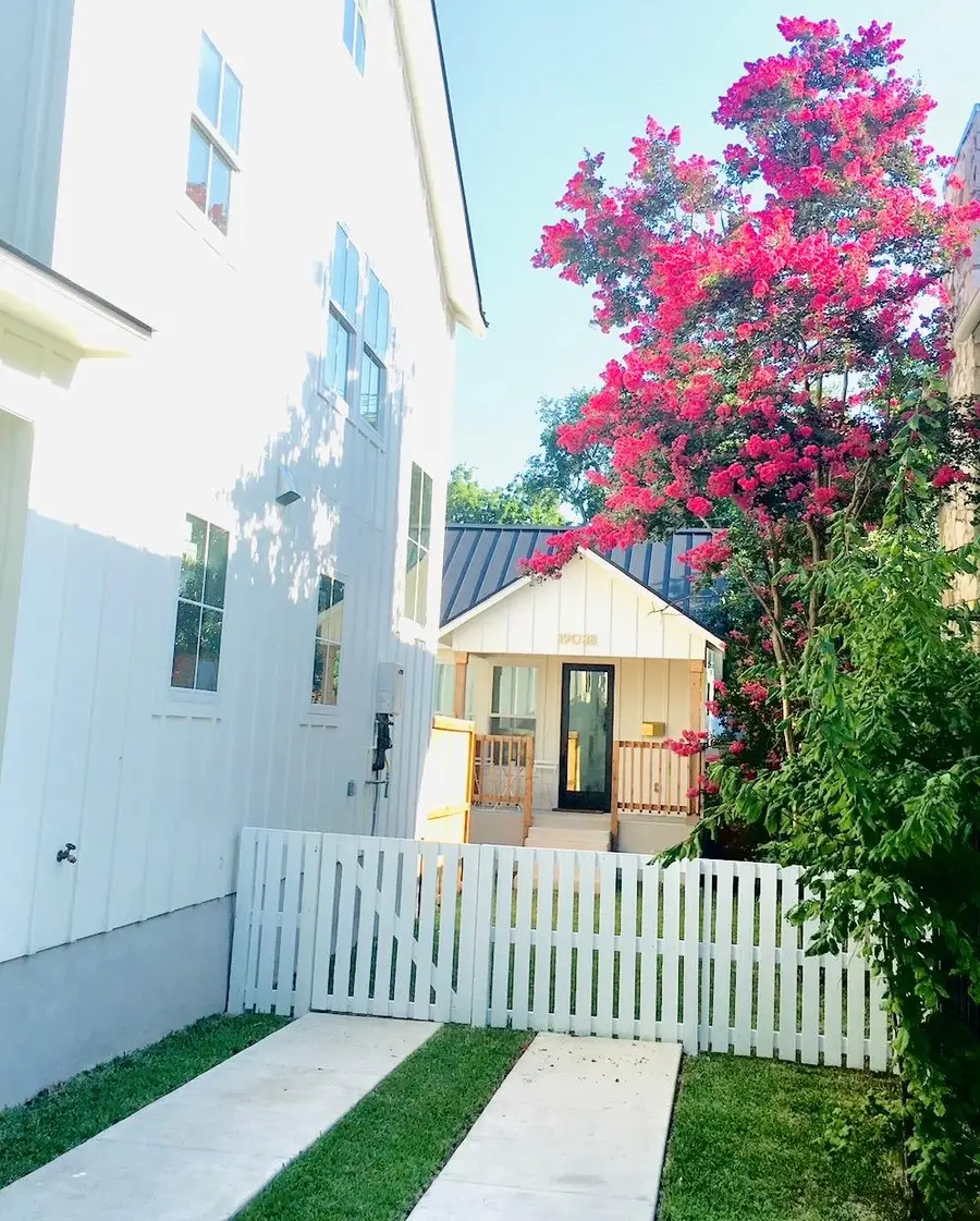 1903 B W 30th St, Austin, TX 78703 - #3