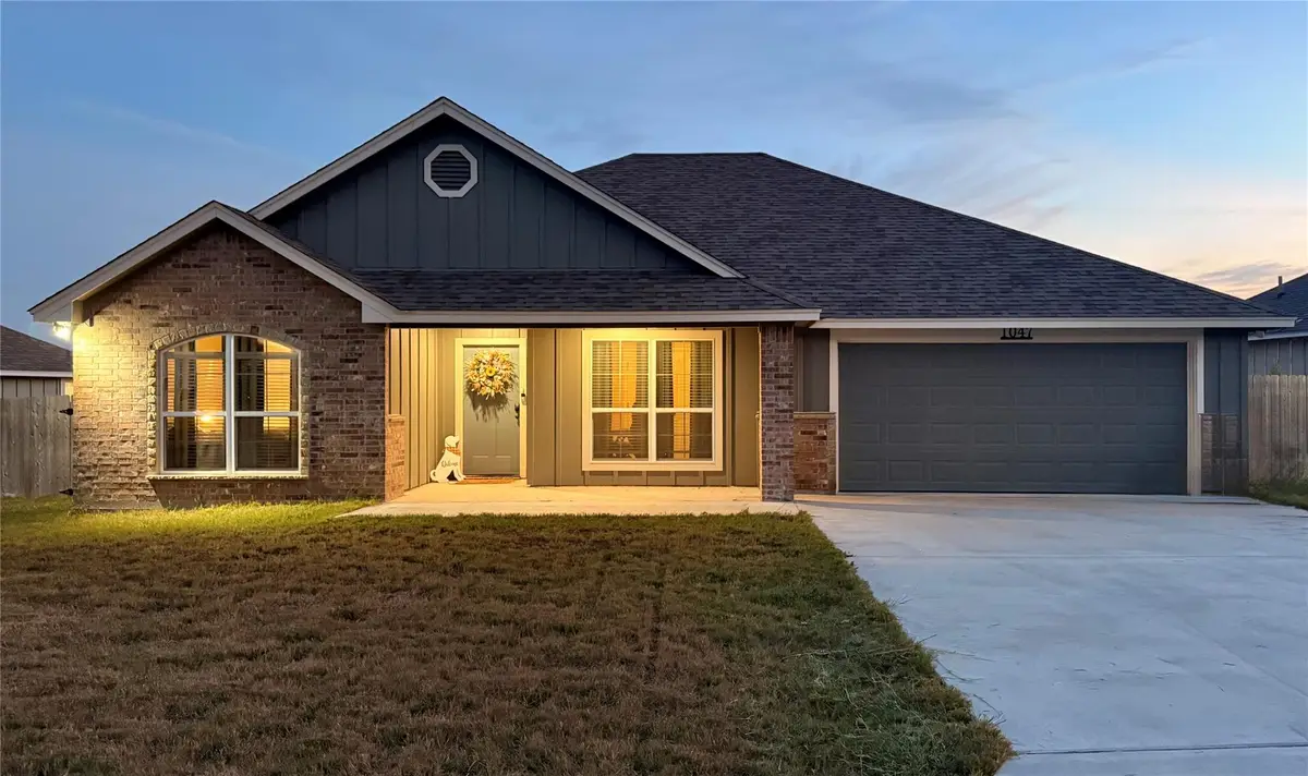 1047 Fieldstone Dr, Lampasas, TX 76550 - Image #1